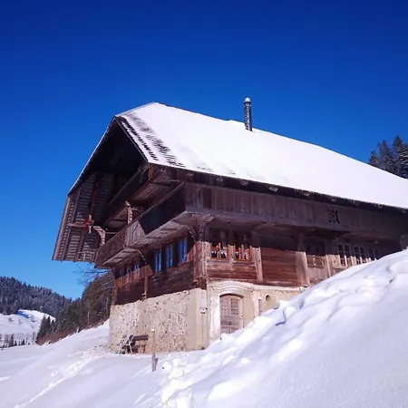 Hébergement de vacances Antikes By Interhome