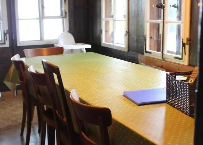 펜션 Antikes By Interhome Trub